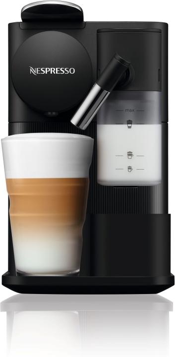 Nespresso Lattissima One Evo kapselmaskin i svart med liten melkebeholder