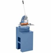 Bernando AK150 Manuell Stansemaskin