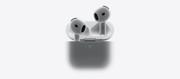 Apple AirPods 4 hvite ørepropper med ladeveske på hvit bakgrunn