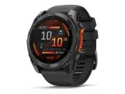 Garmin Fenix 8 51mm i skifergrå titan med svart silikonstropp sett forfra
