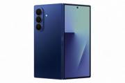 Samsung Galaxy Z Fold7 512GB Blue Shadow, halvåpen med hengsel synlig