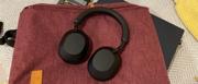 Sony WH-1000XM5 trådløse over-ear hodetelefoner i svart